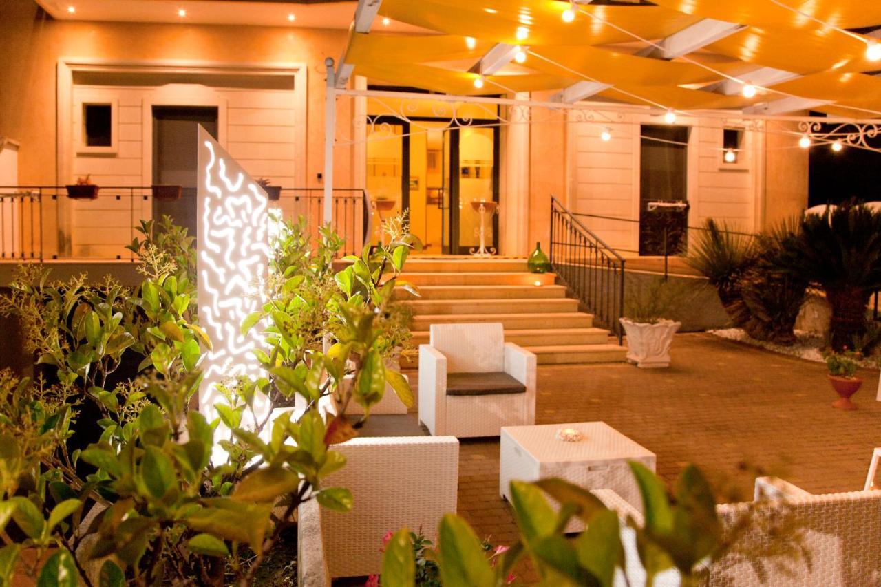 Bed & Breakfast Kalinifta Residence