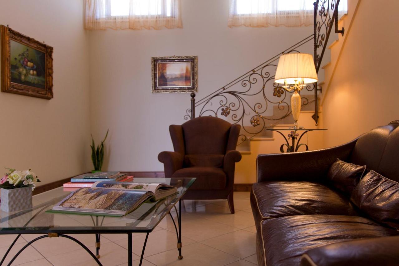 Bed & Breakfast Kalinifta Residence *